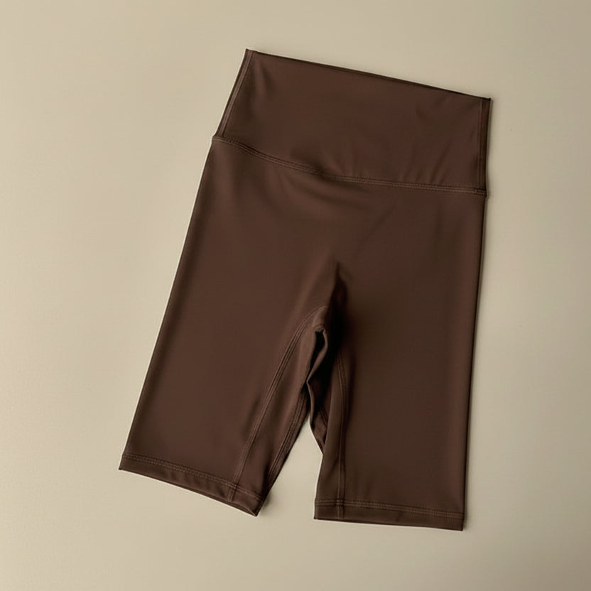 Tess — High-waist biker shorts