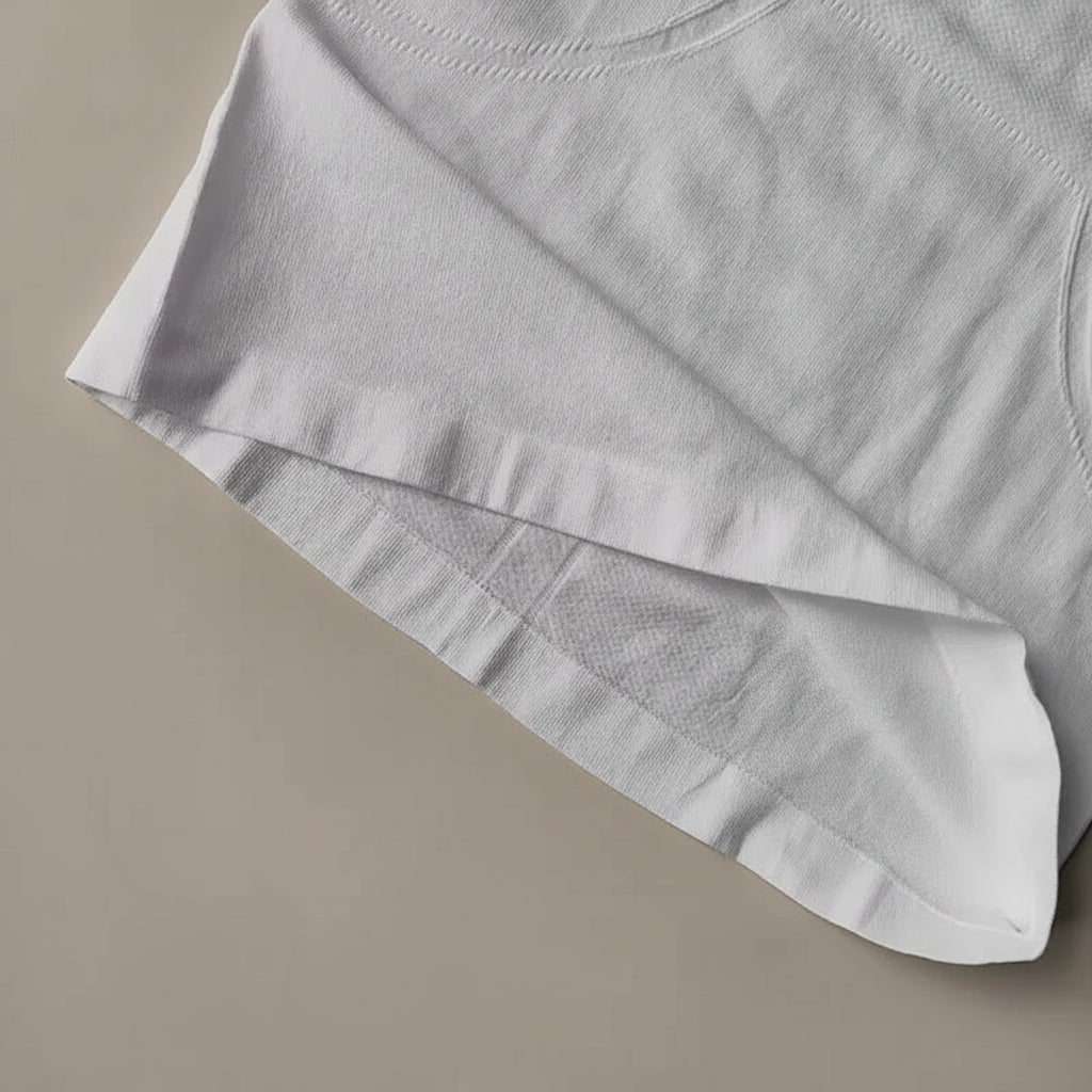 Mila — Seamless training tee
