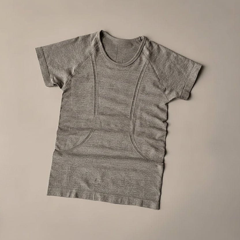 Mila — Seamless training tee