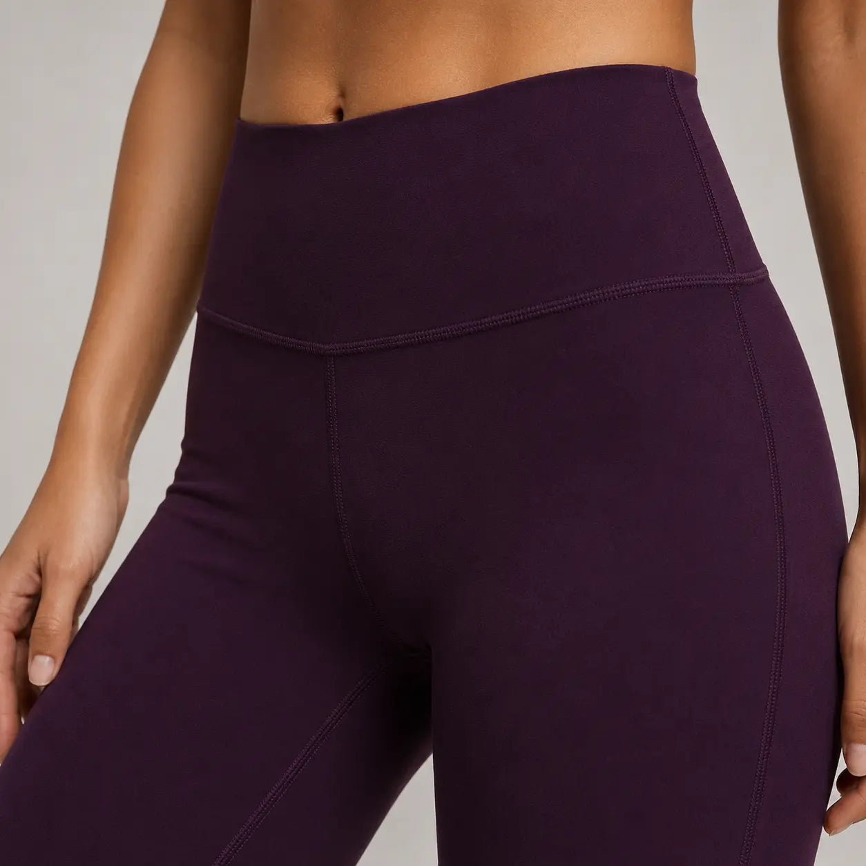 Sarah Set — V-neck top + high-waist legging